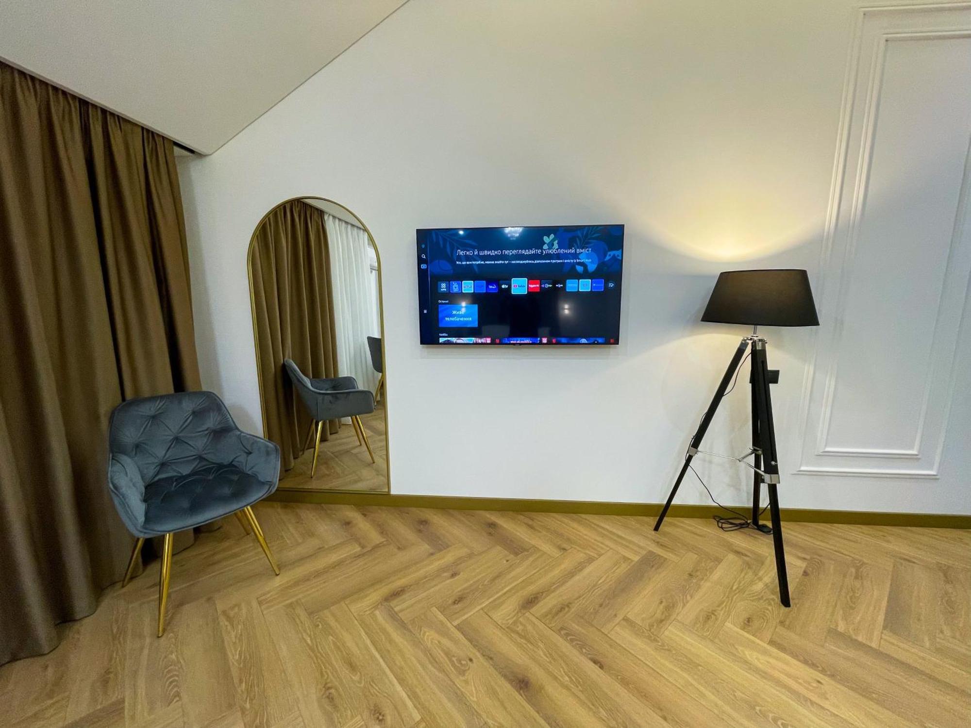 Myfreedom Lux Апартаменти Центр Вул Євгена Чикаленка 33 М Хрещатик Kiev Luaran gambar