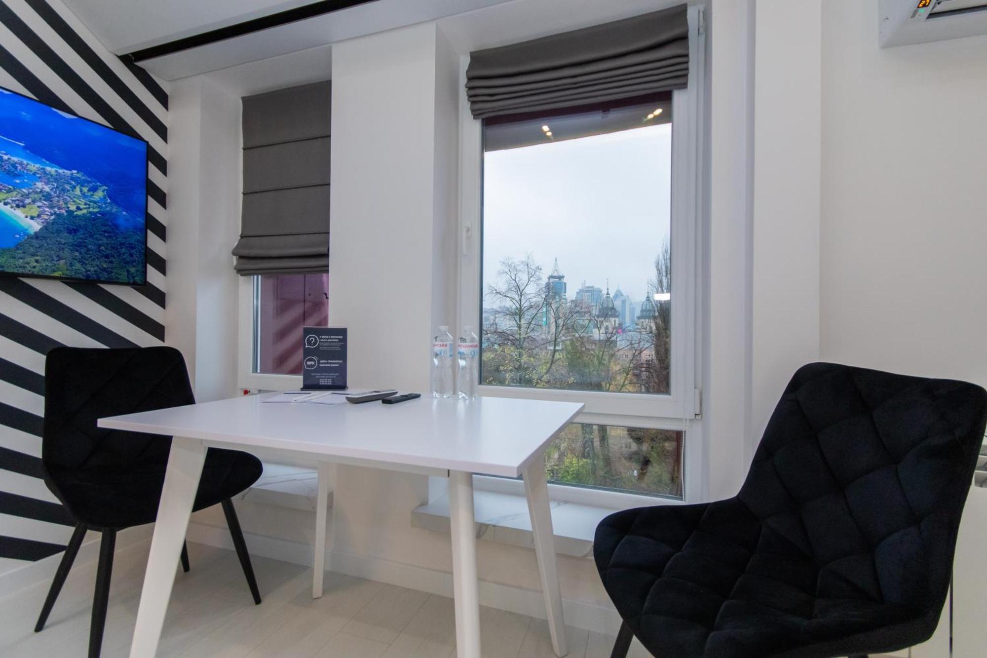 Myfreedom Lux Апартаменти Центр Вул Євгена Чикаленка 33 М Хрещатик Kiev Luaran gambar